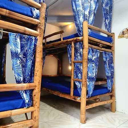 산후안 Blue House Backpackers Siquijor 호스텔 외부 사진