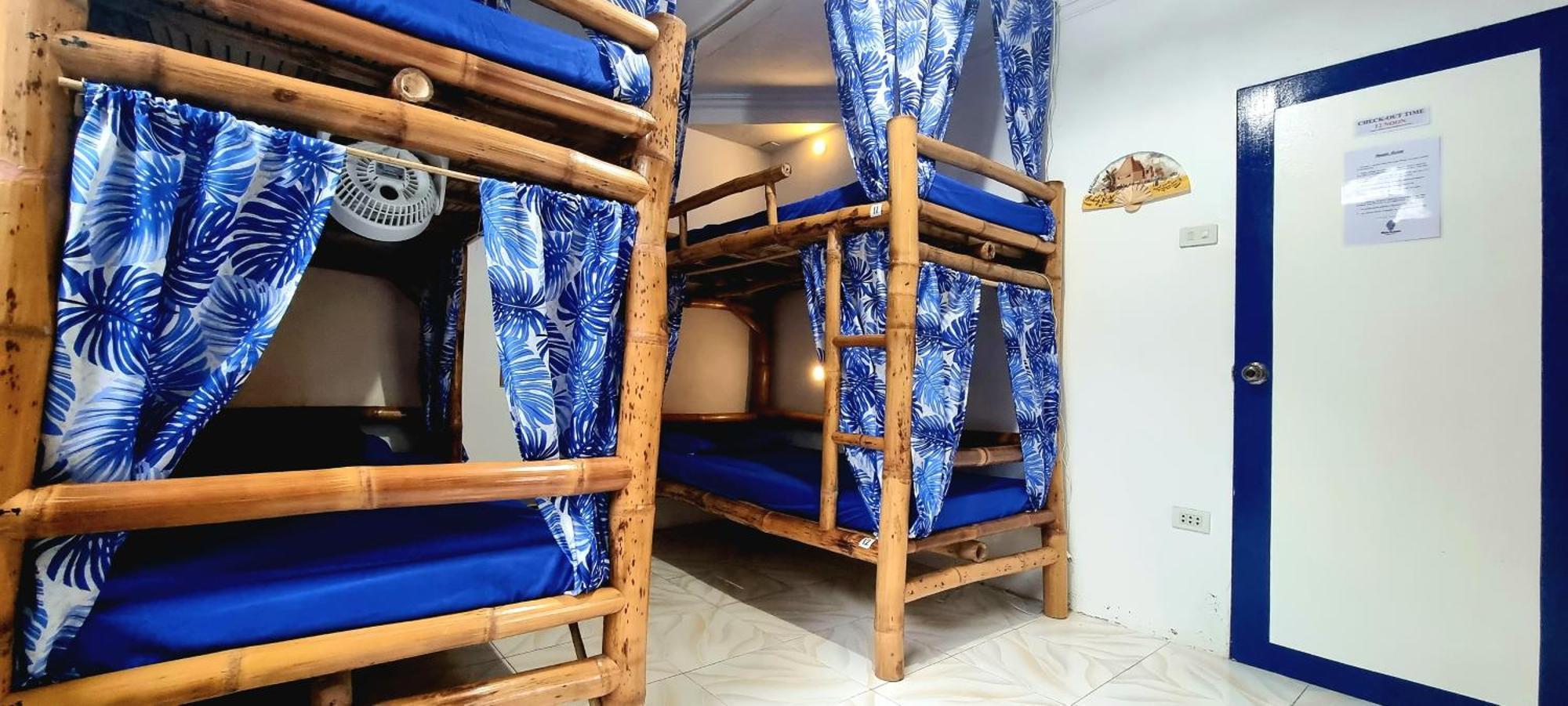 산후안 Blue House Backpackers Siquijor 호스텔 외부 사진