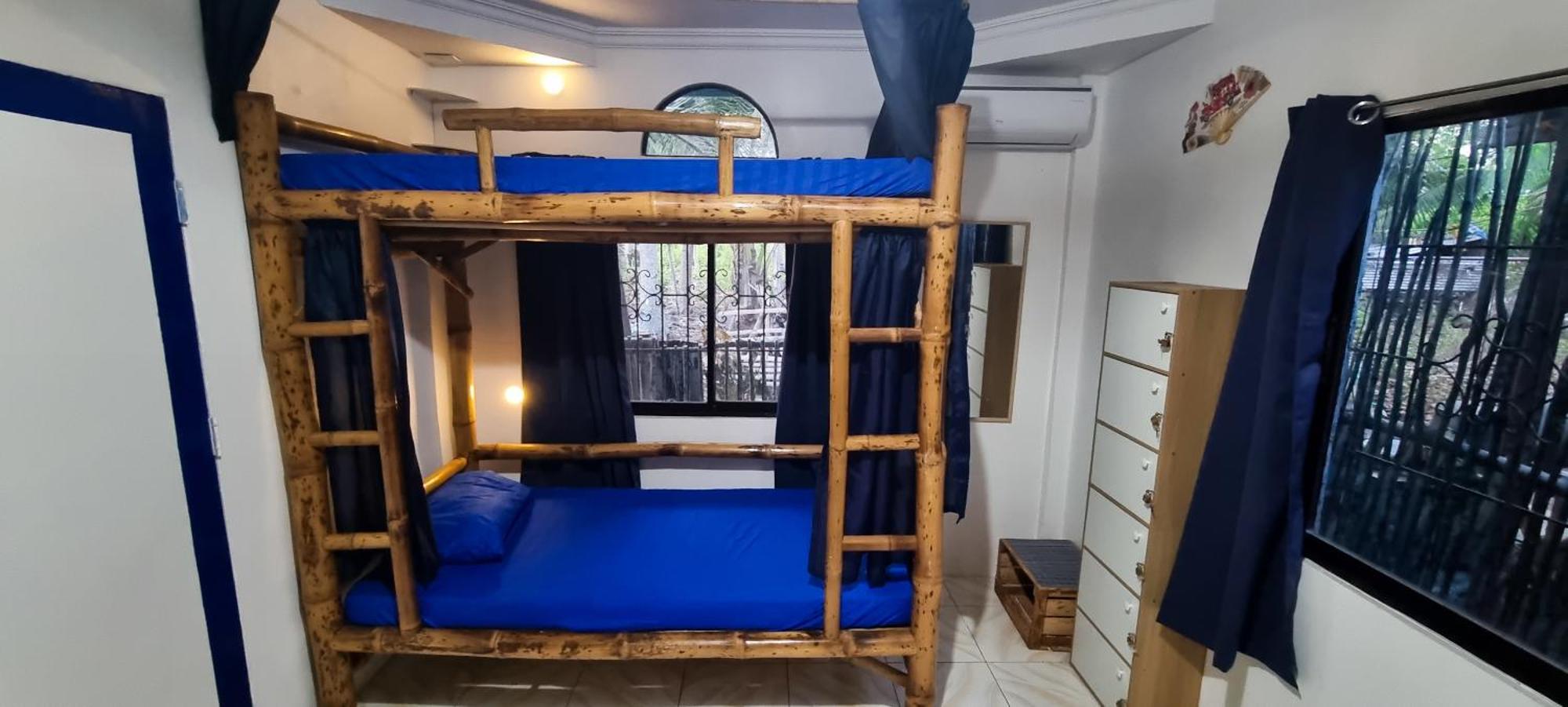 산후안 Blue House Backpackers Siquijor 호스텔 외부 사진